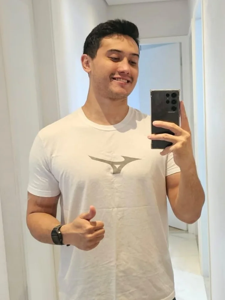 Rafael Aoki depois de 6 meses de consultoria online, 14,5 kg mais leve